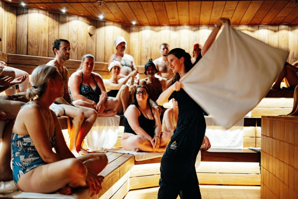 Communal sauna ritual
