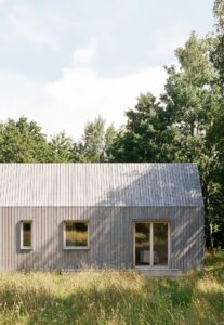 Plana House, a 42 sq m timber home with free downloadable drawings
